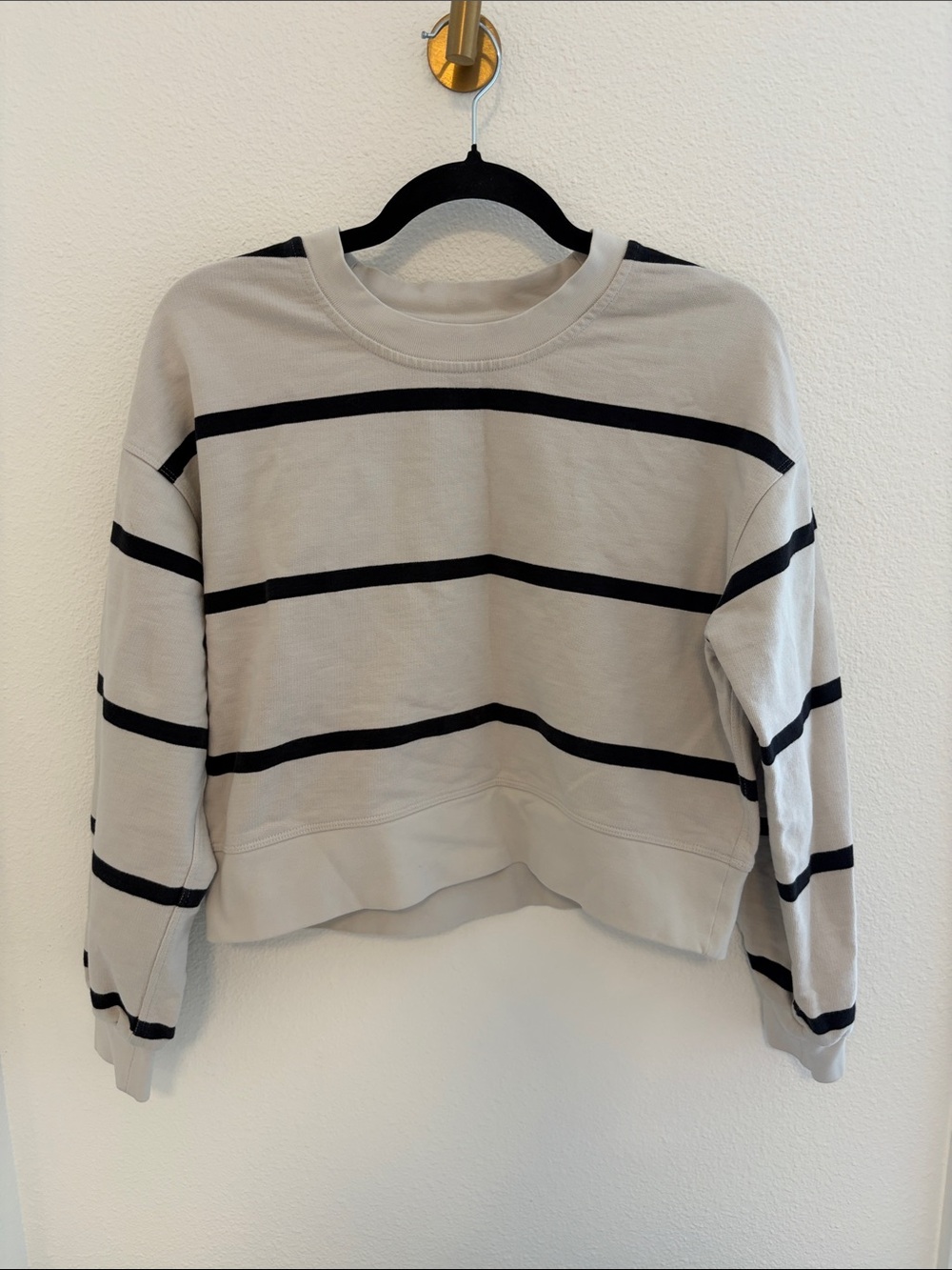 lululemon athletica Beige & Black Striped Cropped Sweatshirt